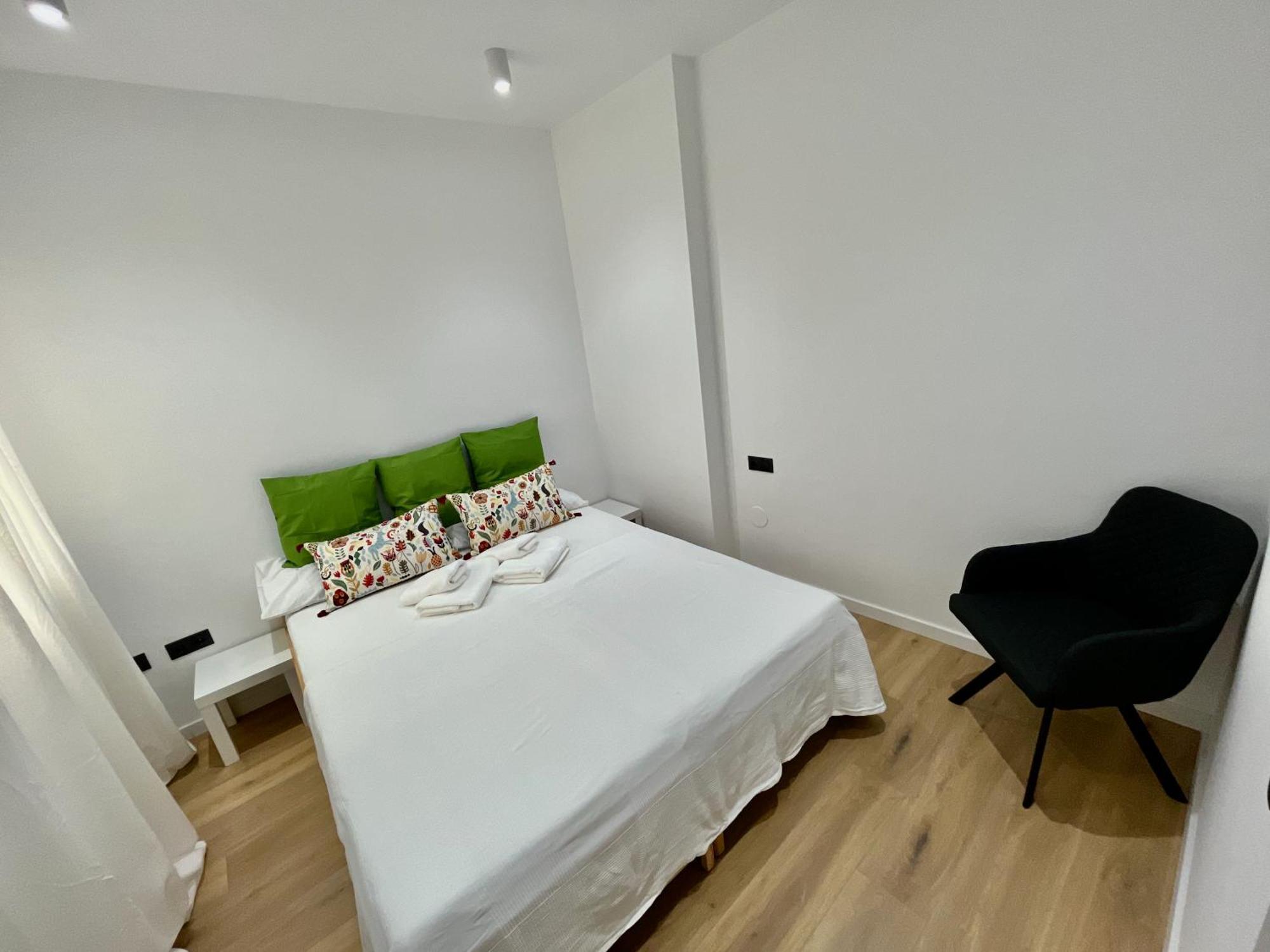 New Capuchinos Apartment 1 Малага Экстерьер фото